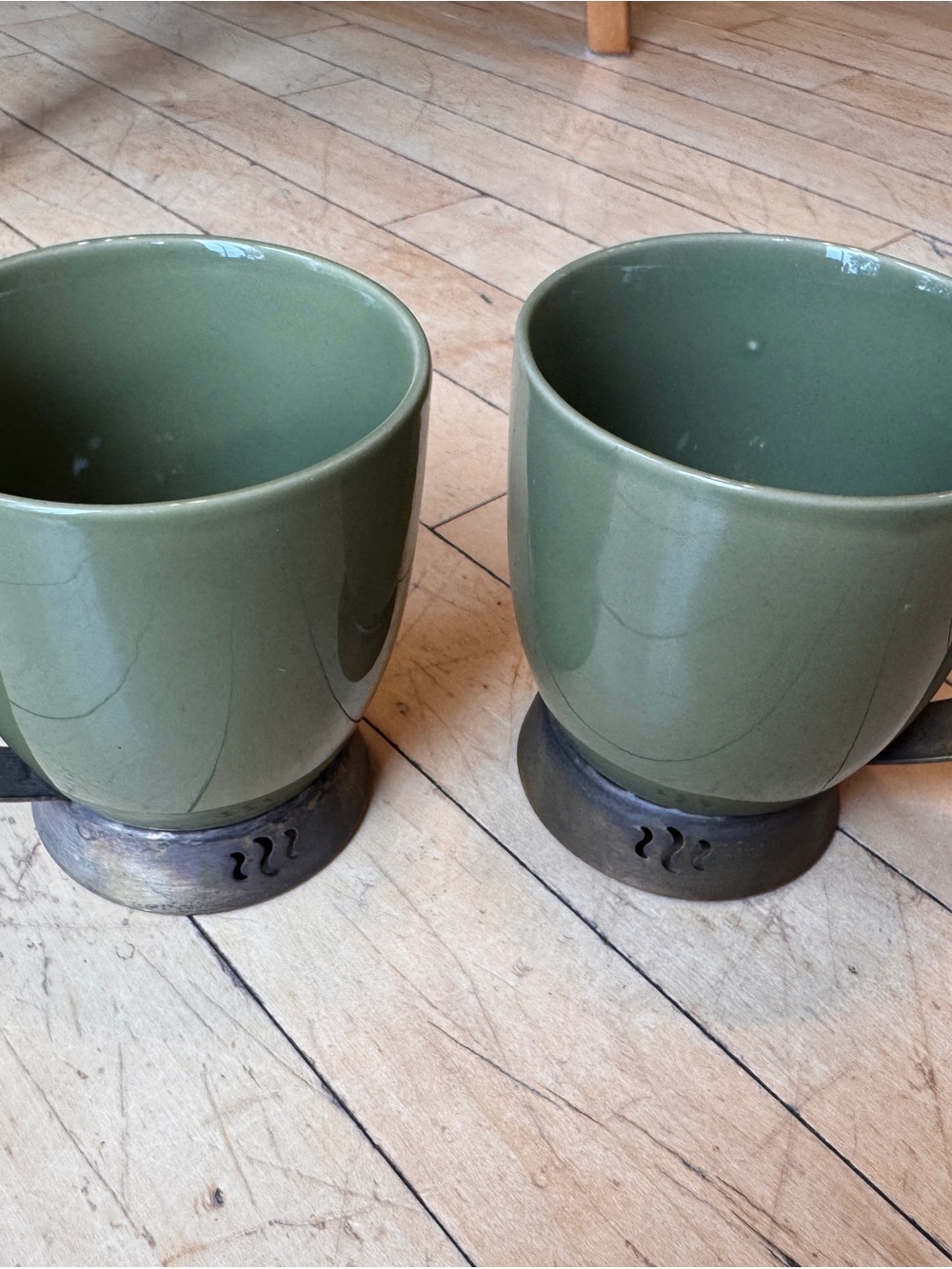 Pair of Vintage Avocado Trudeau “Starmate” Ceramic Mugs with Metal Bases
